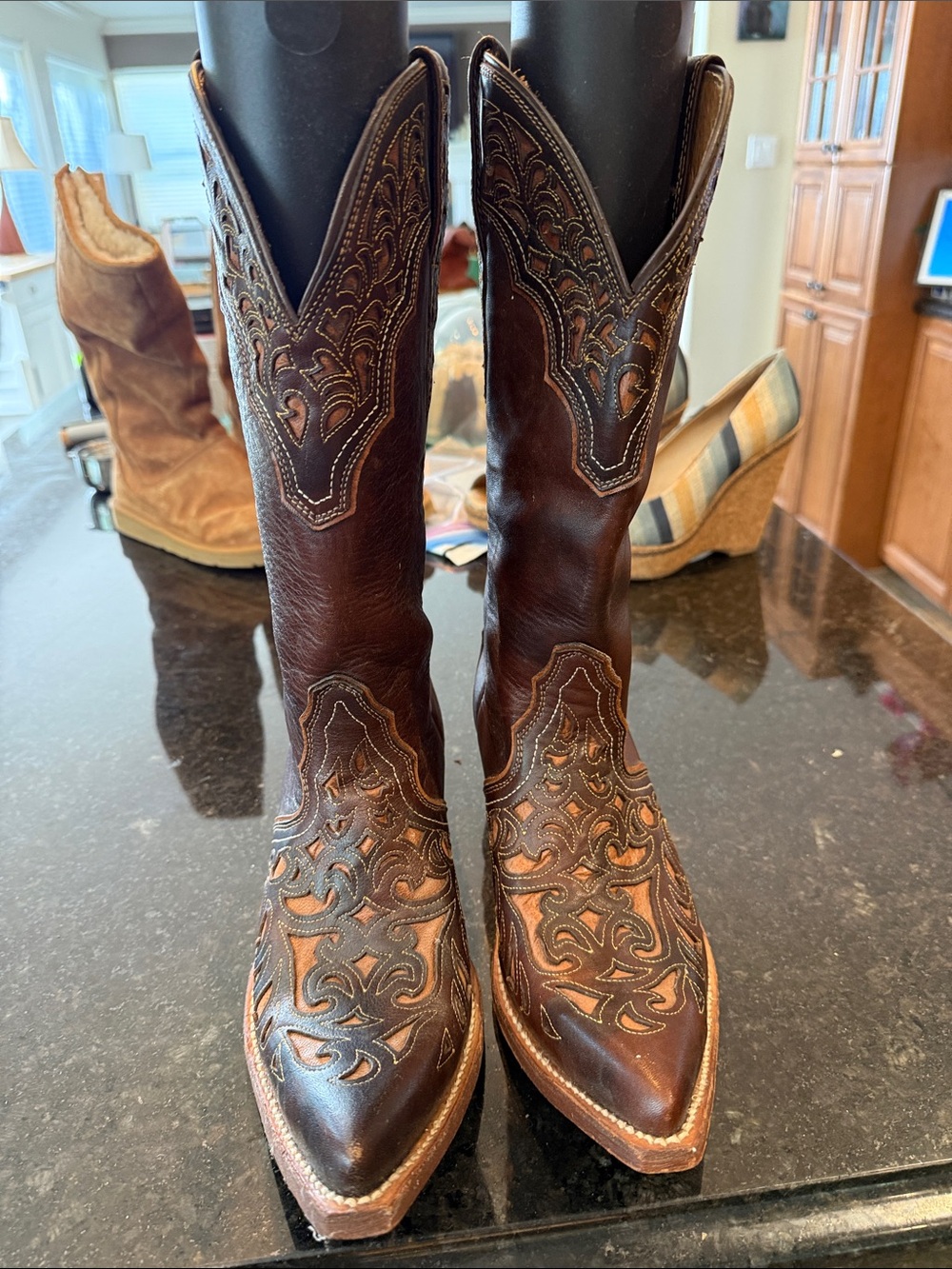 Ariat Embroidered Brown Leather Western Cowboy Boots